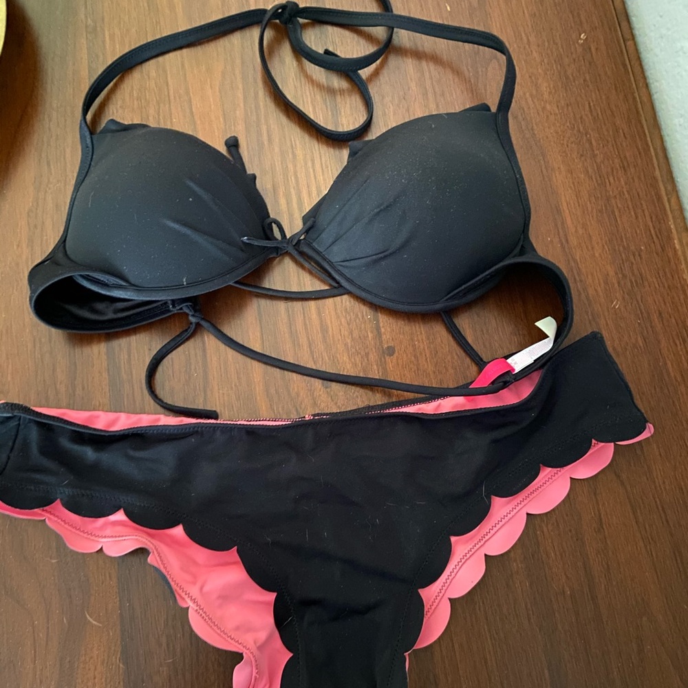 Victoria’s Secret Black Bikini Bottoms